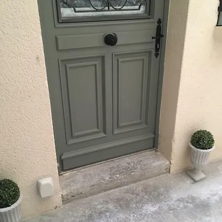 Superb Tiny House In Heart Of 1st! Appartamento