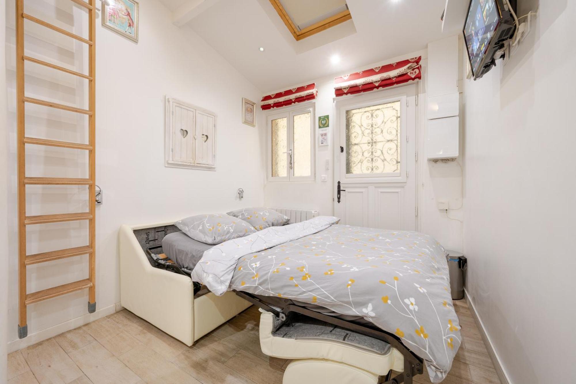 Superb Tiny House In Heart Of 1st! Appartamento