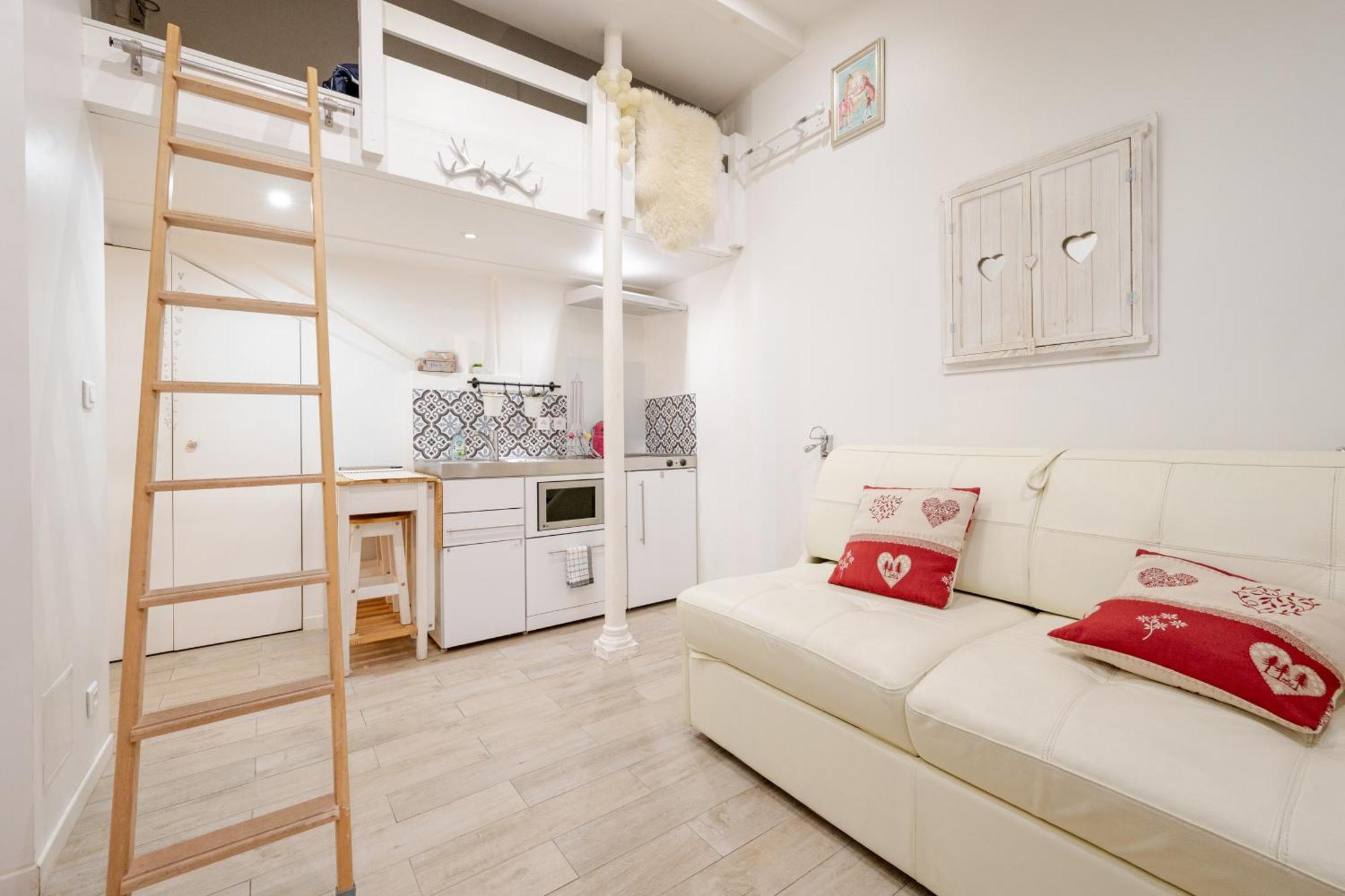 Superb Tiny House In Heart Of 1st! Appartamento